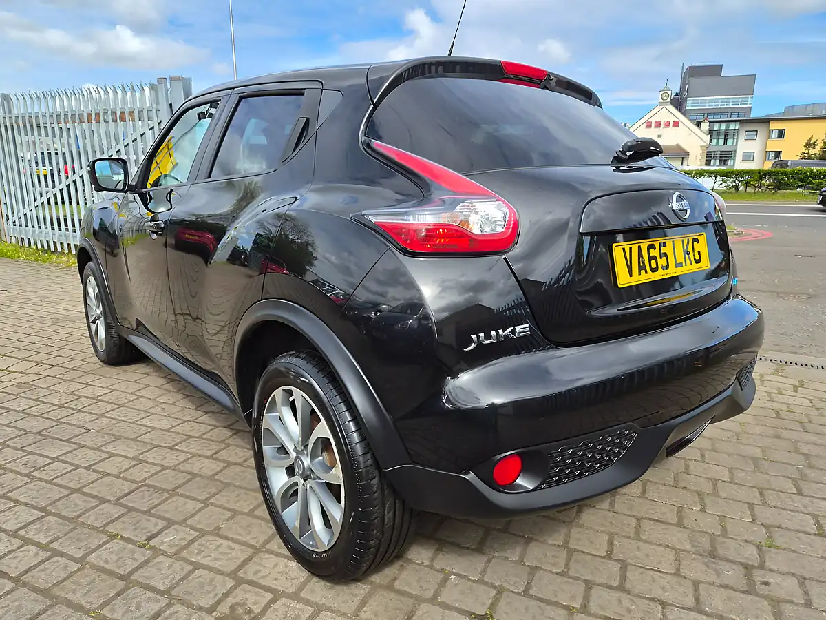 Used 2016 Nissan Juke Tekna Black - Interior and Exterior details 4