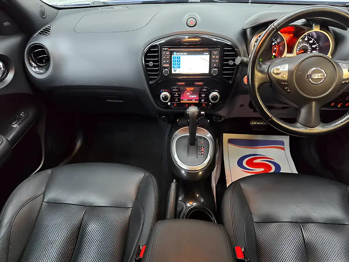 Used 2016 Nissan Juke Tekna Blue - Interior and Exterior details 12