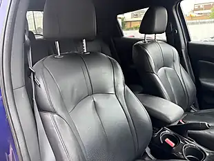 Used 2016 Nissan Juke Tekna Blue - Interior and Exterior details 11
