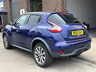 Used 2016 Nissan Juke Tekna Blue - Interior and Exterior details 5