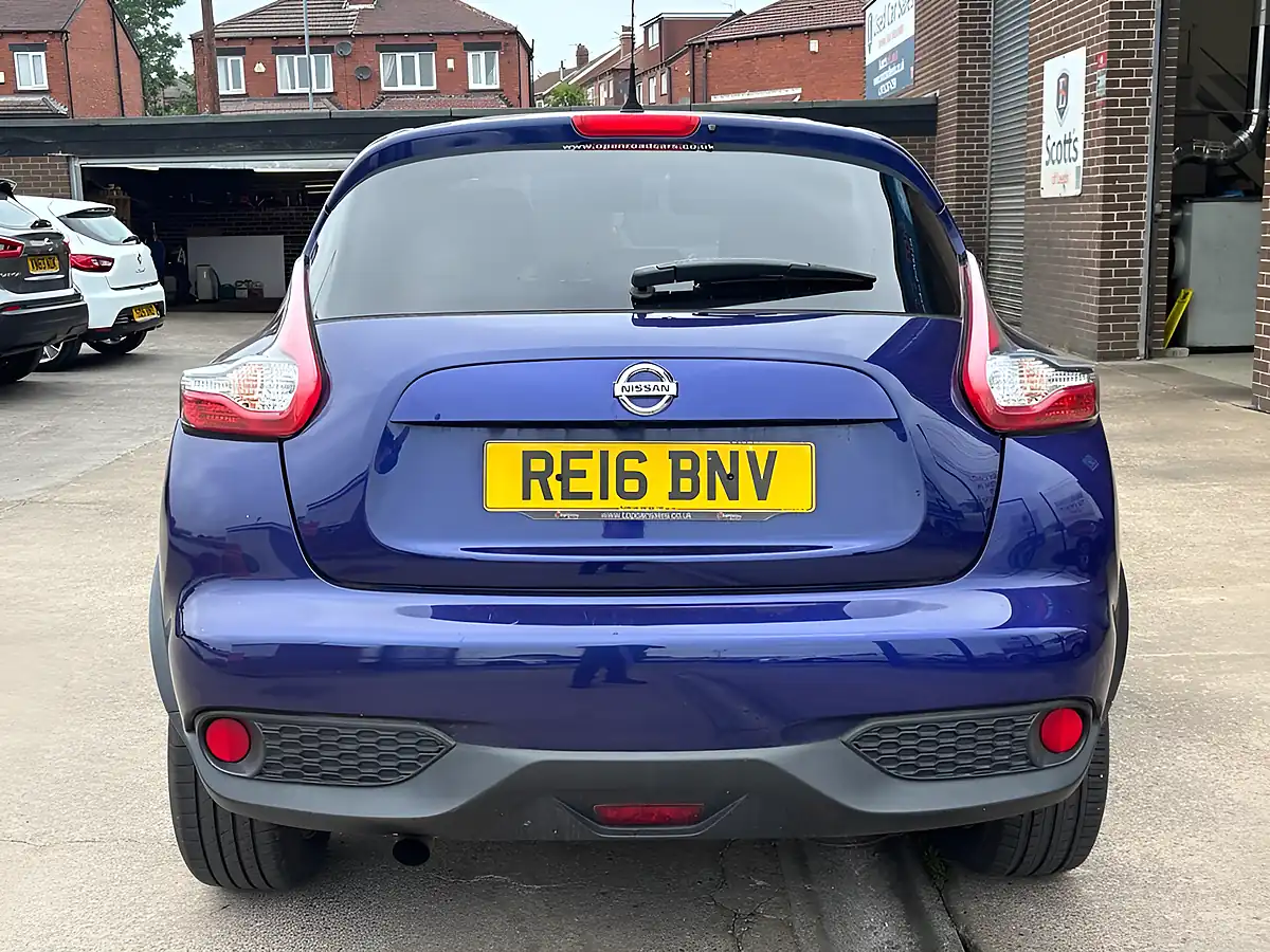 Used 2016 Nissan Juke Tekna Blue - Interior and Exterior details 6