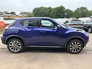 Used 2016 Nissan Juke Tekna Blue - Interior and Exterior details 8