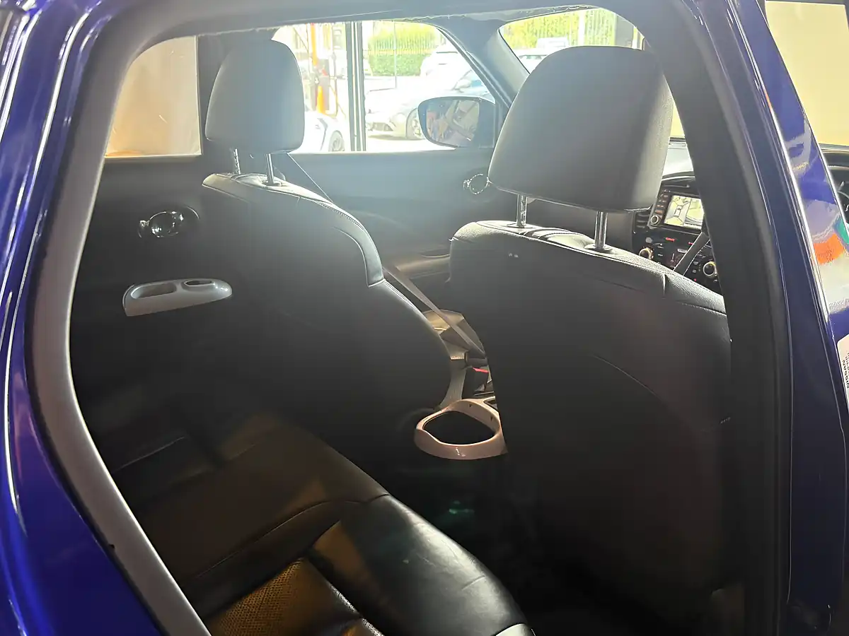 Used 2016 Nissan Juke Tekna Blue - Interior and Exterior details 12