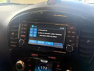 Used 2016 Nissan Juke Tekna Blue - Interior and Exterior details 15