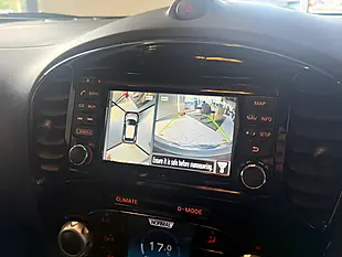 Used 2016 Nissan Juke Tekna Blue - Interior and Exterior details 16