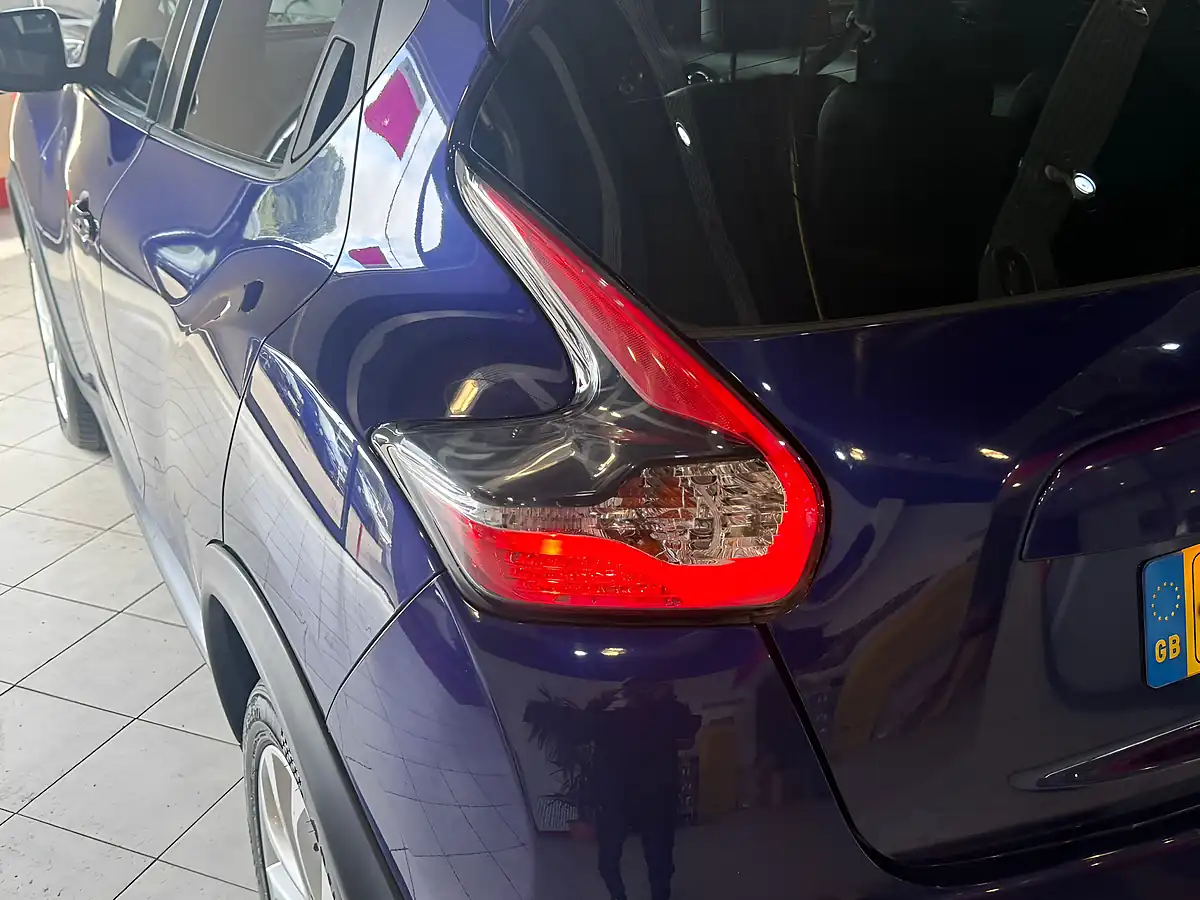 Used 2016 Nissan Juke Tekna Blue - Interior and Exterior details 8