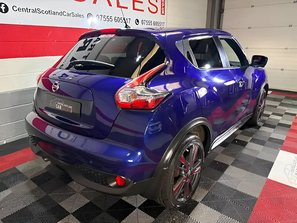 Used 2016 Nissan Juke Tekna Blue - Interior and Exterior details 13