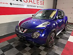Used 2016 Nissan Juke Tekna Blue - Interior and Exterior details 16
