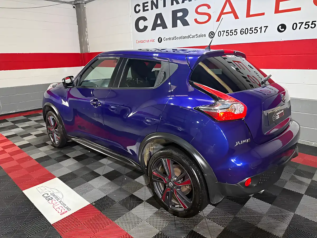 Used 2016 Nissan Juke Tekna Blue - Interior and Exterior details 9