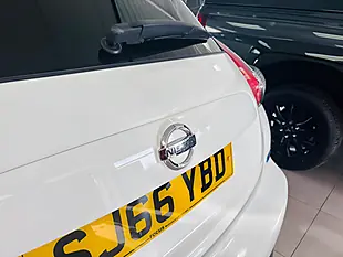 Used 2016 Nissan Juke Tekna Euro 6 White - Interior and Exterior details 13