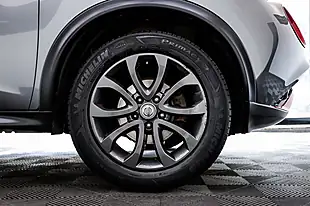 Used 2016 Nissan Juke Tekna Grey - Interior and Exterior details 13