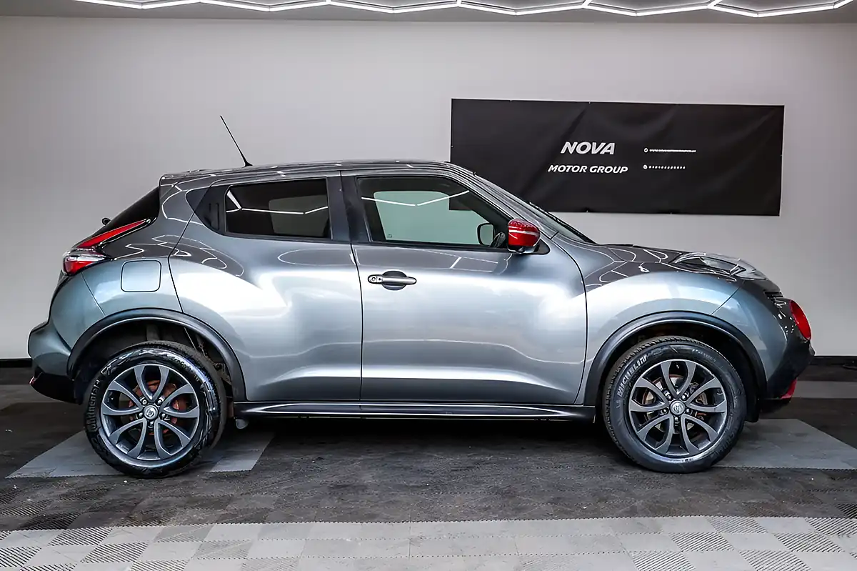 Used 2016 Nissan Juke Tekna Grey - Interior and Exterior details 5