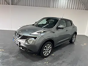 Used 2016 Nissan Juke Tekna Grey - Interior and Exterior details 3