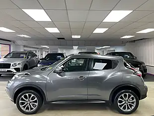 Used 2016 Nissan Juke Tekna Gun Metallic - Interior and Exterior details 10
