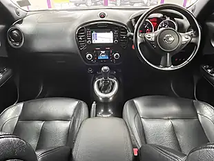 Used 2016 Nissan Juke Tekna Gun Metallic - Interior and Exterior details 2