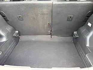 Used 2016 Nissan Juke Tekna Red - Interior and Exterior details 16