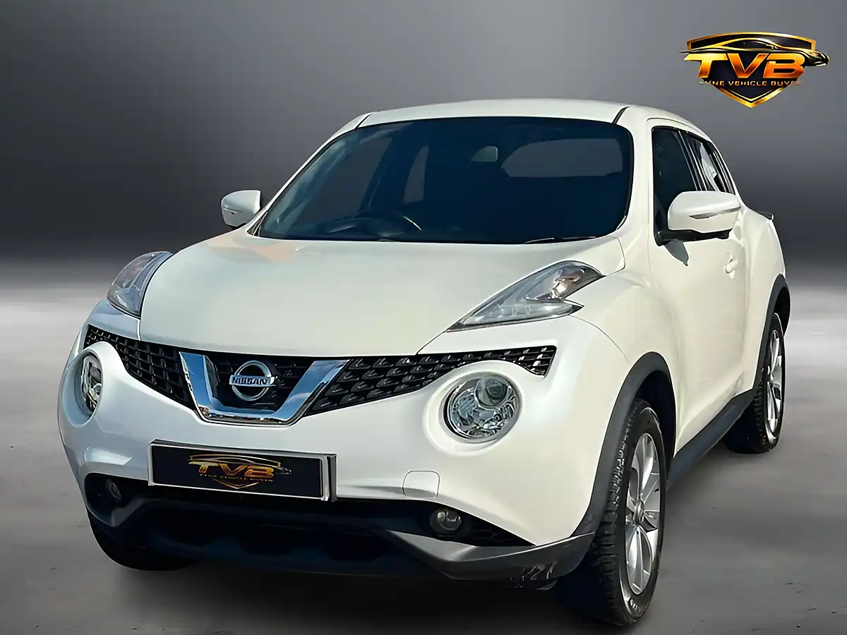 Used 2016 Nissan Juke Tekna Storm White - Interior and Exterior details 7