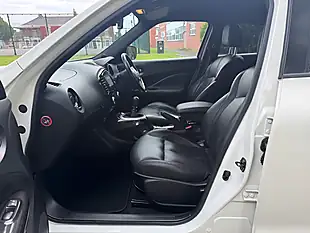 Used 2016 Nissan Juke Tekna White - Interior and Exterior details 11