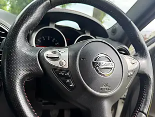 Used 2016 Nissan Juke Tekna White - Interior and Exterior details 17
