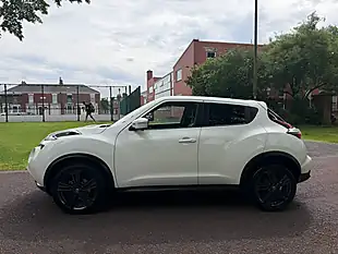 Used 2016 Nissan Juke Tekna White - Interior and Exterior details 4