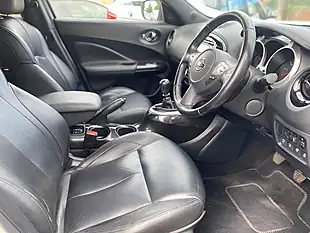 Used 2016 Nissan Juke Tekna White - Interior and Exterior details 11