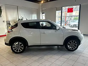 Used 2016 Nissan Juke Tekna White - Interior and Exterior details 12