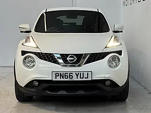 Used 2016 Nissan Juke Tekna White - Interior and Exterior details 2