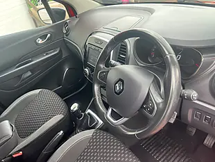 Used 2016 Nissan Juke Tekna White - Interior and Exterior details 11