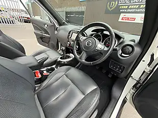Used 2016 Nissan Juke Tekna White - Interior and Exterior details 20
