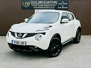 Used 2016 Nissan Juke Tekna White - Interior and Exterior details 4