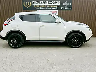 Used 2016 Nissan Juke Tekna White - Interior and Exterior details 9