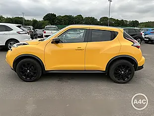 Used 2016 Nissan Juke Tekna Yellow - Interior and Exterior details 13