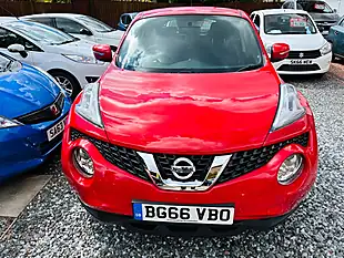 Used 2016 Nissan Juke Visia Red - Interior and Exterior details 3
