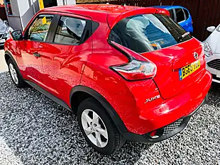 Used 2016 Nissan Juke Visia Red - Interior and Exterior details 6
