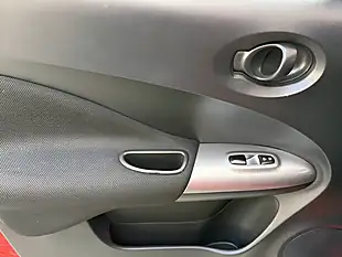 Used 2016 Nissan Juke Visia Red - Interior and Exterior details 17