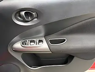 Used 2016 Nissan Juke Visia Red - Interior and Exterior details 18