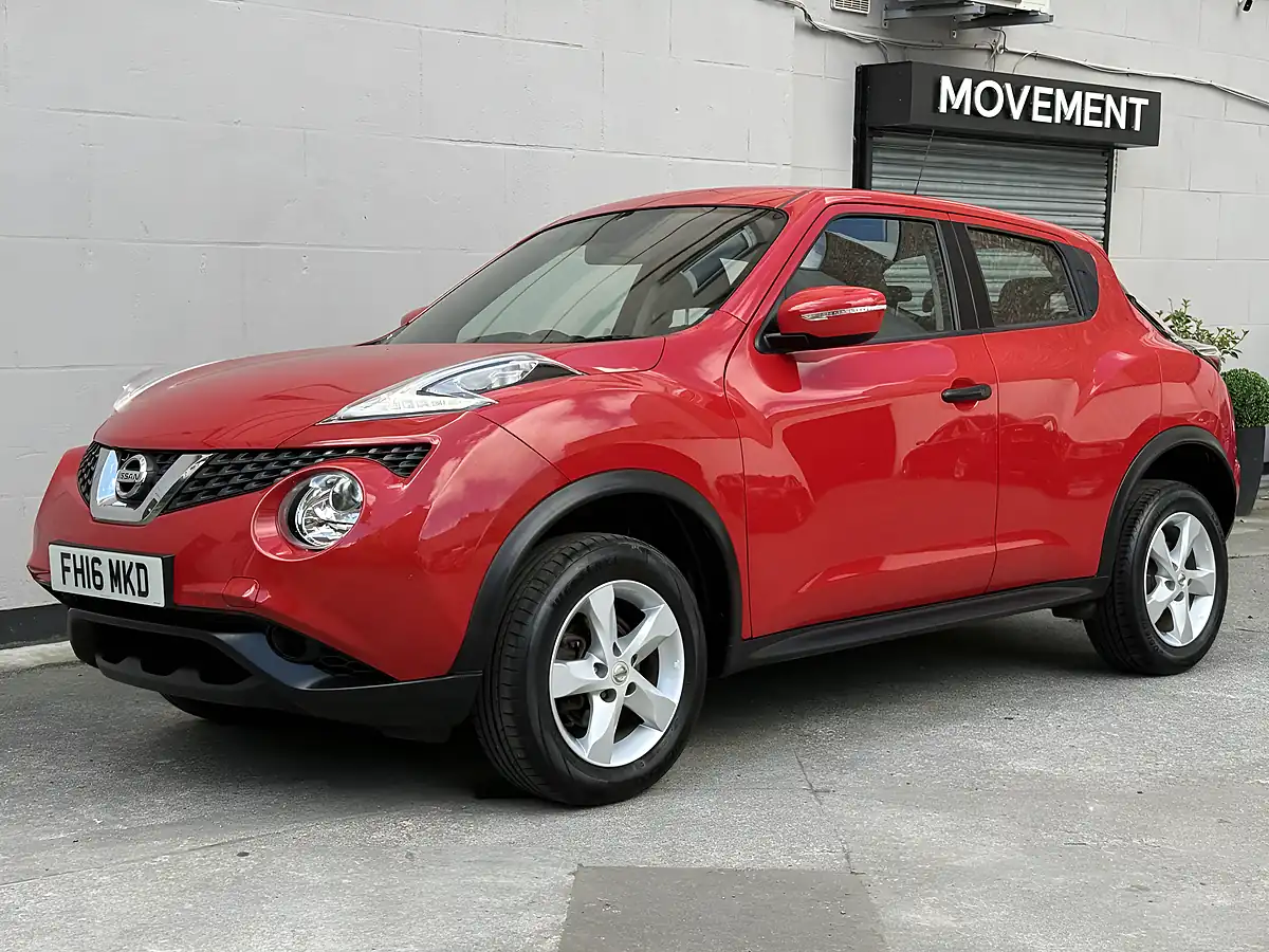 Used 2016 Nissan Juke Visia Red - Interior and Exterior details 2