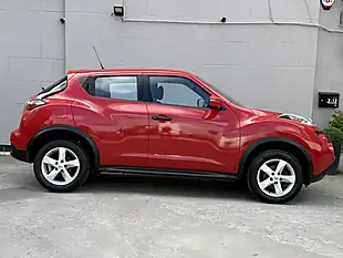 Used 2016 Nissan Juke Visia Red - Interior and Exterior details 5