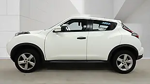 Used 2016 Nissan Juke Visia White - Interior and Exterior details 5