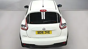 Used 2016 Nissan Juke Visia White - Interior and Exterior details 6