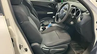 Used 2016 Nissan Juke Visia White - Interior and Exterior details 7