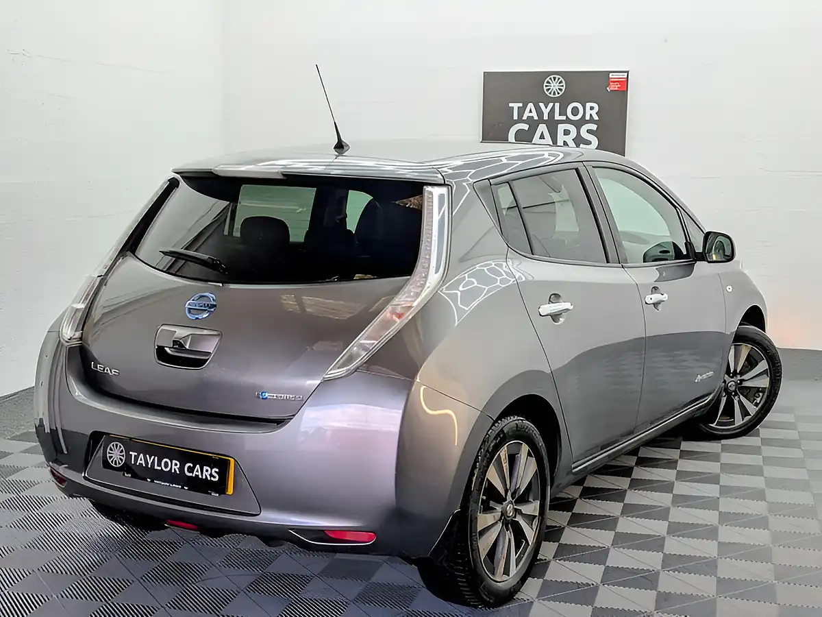 Used 2016 Nissan Leaf Tekna Grey - Interior and Exterior details 5