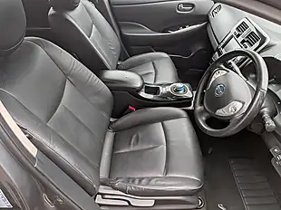 Used 2016 Nissan Leaf Tekna Grey - Interior and Exterior details 9