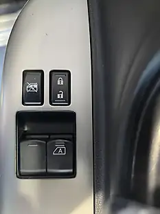 Used 2016 Nissan Micra Acenta Silver - Interior and Exterior details 18