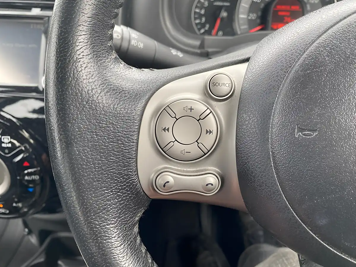 Used 2016 Nissan Micra Tekna Black - Interior and Exterior details 16