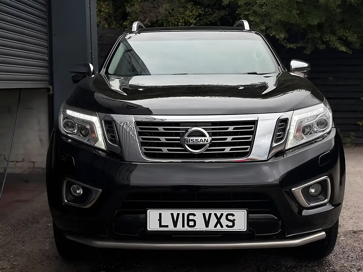 Used 2016 Nissan Navara Tekna Black - Interior and Exterior details 2