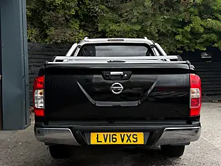 Used 2016 Nissan Navara Tekna Black - Interior and Exterior details 3