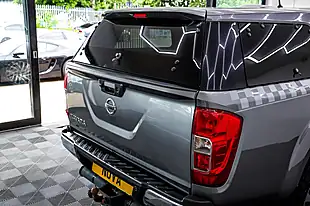 Used 2016 Nissan Navara Tekna Grey - Interior and Exterior details 10