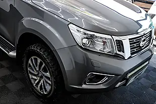 Used 2016 Nissan Navara Tekna Grey - Interior and Exterior details 17