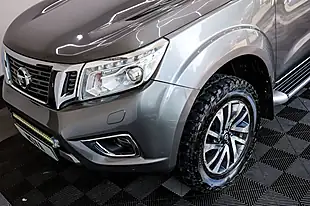 Used 2016 Nissan Navara Tekna Grey - Interior and Exterior details 18
